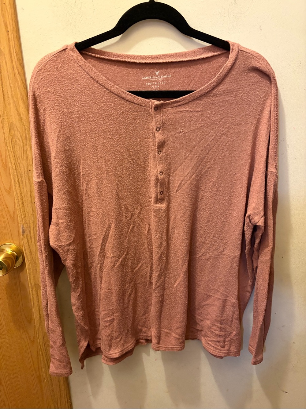 (L) American eagle long sleeve